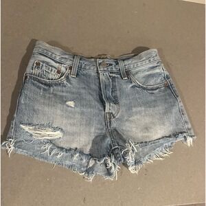 Women's Levi's 501 Denim Shorts Light wash‎ Size: 25